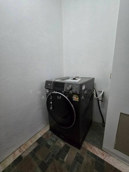 Sithakarn Condominium, Bangkok, 19 22 Chit Lom Alley, Lumphini, Pathum Wan, Bangkok, 3 Bedrooms, 245 sqm, Condo For Rent, by Thanyalak Ajmera, 500571408 - DDproperty.com