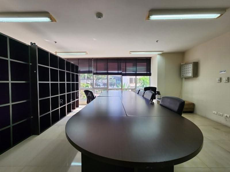 Citi Smart Sukhumvit 18, Bangkok, 366 Soi Sukhumvit 18, Sukhumvit Road, Khlong Toei, Bangkok, 3 Bedrooms, 125 sqm, Condo For Rent, by Bangkok Residential, 500571456 - DDproperty.com