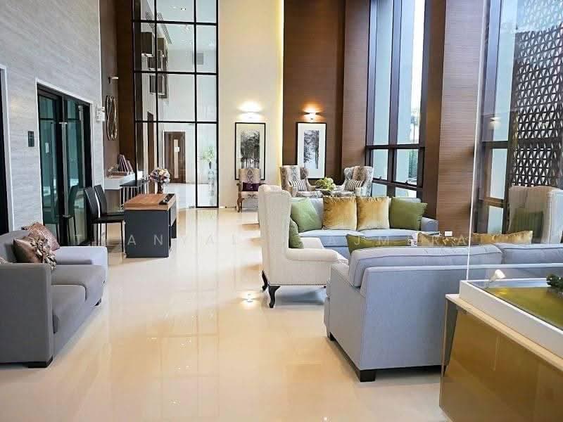 The Niche Pride Thonglor-Phetchaburi, Bangkok, New Petchaburi Road, Bang Kapi, Huai Khwang, Bangkok, 1 Bedroom, 36 sqm, Condo For Rent, by Thanyalak Ajmera, 500571460 - DDproperty.com