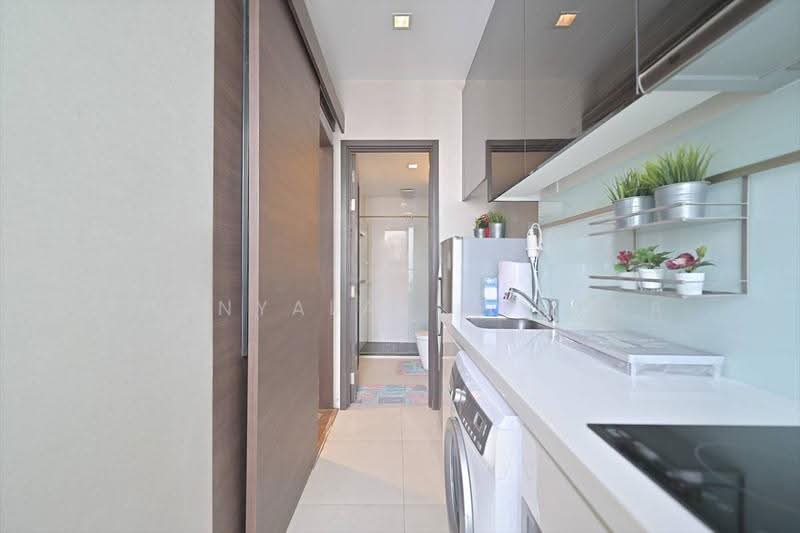 Ivy Ampio, Bangkok, 48 Ratchadaphisek Road, Huai Khwang, Bangkok, 1 Bedroom, 31 sqm, Condo For Rent, by Thanyalak Ajmera, 500571496 - DDproperty.com