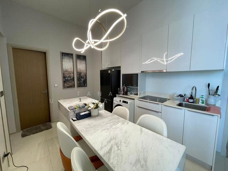 ASHTON Silom, Bangkok, 166 Silom Road, Bang Rak, Bangkok, 3 Bedrooms, 125 sqm, Condo For Rent, by Tanayot Ussawamaytee, 500571537 - DDproperty.com