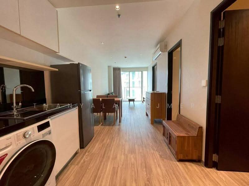 Sky Walk Residences, Bangkok, 1599 Sukhumvit Road, Phra Kanong Nua, Watthana, Bangkok, 2 Bedrooms, 60 sqm, Condo For Rent, by Thanyalak Ajmera, 500571538 - DDproperty.com