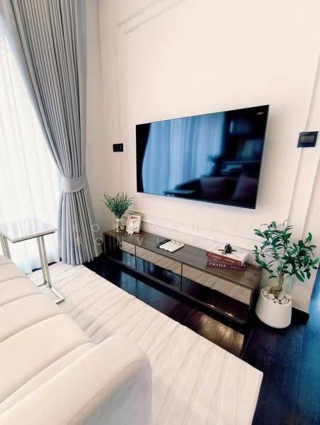 Park Origin Thonglor, Bangkok, Soi Thonglor 10, Sukhumvit Road, Khlong Tan Nua, Watthana, Bangkok, 2 Bedrooms, 42 sqm, Condo For Rent, by Kornkanok Sonvichai, 500571566 - DDproperty.com