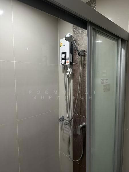IDEO Sathorn-Wongwian Yai, Bangkok, 219 Soi Krung Thonburi 1, Khlong Ton Sai, Khlong San, Bangkok, Studio, 28 sqm, Condo For Rent, by Poommipat Suradech, 500571579 - DDproperty.com