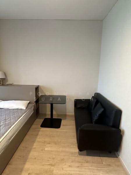 IDEO Sathorn-Wongwian Yai, Bangkok, 219 Soi Krung Thonburi 1, Khlong Ton Sai, Khlong San, Bangkok, Studio, 28 sqm, Condo For Rent, by Poommipat Suradech, 500571579 - DDproperty.com