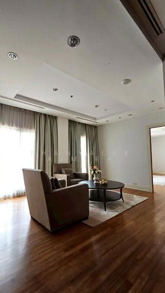 Royal Residence Park, Bangkok, 99 Royal Resident Park Lumphini, Lumphini, Pathum Wan, Bangkok, 5 Bedrooms, 385 sqm, Condo For Rent, by Thanyalak Ajmera, 500571587 - DDproperty.com