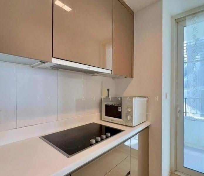 Siri At Sukhumvit, Bangkok, 902 Sukhumvit Road, Phra Kanong, Khlong Toei, Bangkok, 2 Bedrooms, 75 sqm, Condo For Rent, by Nat Tantirapan, 500571605 - DDproperty.com
