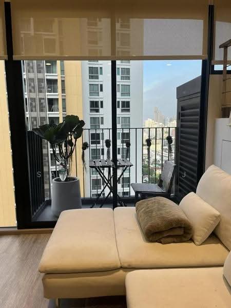 IDEO Mobi Asoke, Bangkok, New Petchaburi Road, Bang Kapi, Huai Khwang, Bangkok, 1 Bedroom, 47 sqm, Condo For Sale, by Taranee Samdaengoaj, 500571625 - DDproperty.com