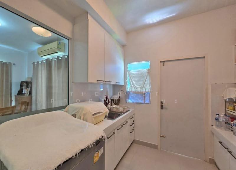 Villaggio Rangsit-Klong 3, Pathum Thani, Chonlamarkpicharn Road, Lat Sawai, Lam Luk Ka, Pathum Thani, 3 Bedrooms, 114 sqm, Single Detached House For Sale, by The Best Property นะ, 500571631 - DDproperty.com
