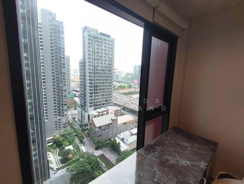 Life Asoke Hype, Bangkok, 339 Chaturathit Rd, Makkasan, Ratchathewi, Bangkok, 1 Bedroom, 32 sqm, Condo For Rent, by RAWISADA SUKSAWANG, 500571649 - DDproperty.com
