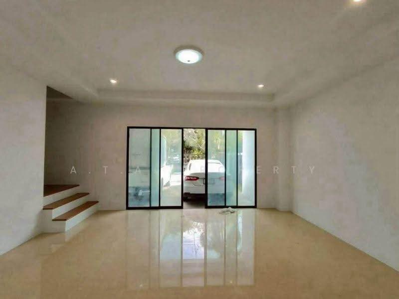 บ้านแฝด ใกล้สุขุมวิท เสม็ด ชลบุรี, Chon Buri (Pattaya), Samed, Muang Chon Buri, Chon Buri (Pattaya), 4 Bedrooms, 150 sqm, Semi-Detached House (Twin House) For Sale, by A.T.A. Property, 500571658 - DDproperty.com
