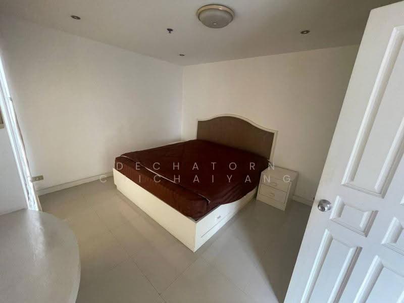 Silom Suite, Bangkok, Soi Sathorn 12, Sathorn Road, Silom, Bang Rak, Bangkok, 1 Bedroom, 49 sqm, Condo For Sale, by Dechatorn Chichaiyang, 500571697 - DDproperty.com