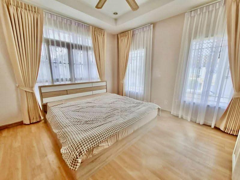 หมู่บ้านประวีณวรรณ ศรีราชา, Chon Buri (Pattaya), Surasak, Si Racha, Chon Buri (Pattaya), 3 Bedrooms, 200 sqm, Single Detached House For Rent, by A.T.A. Property, 500571700 - DDproperty.com