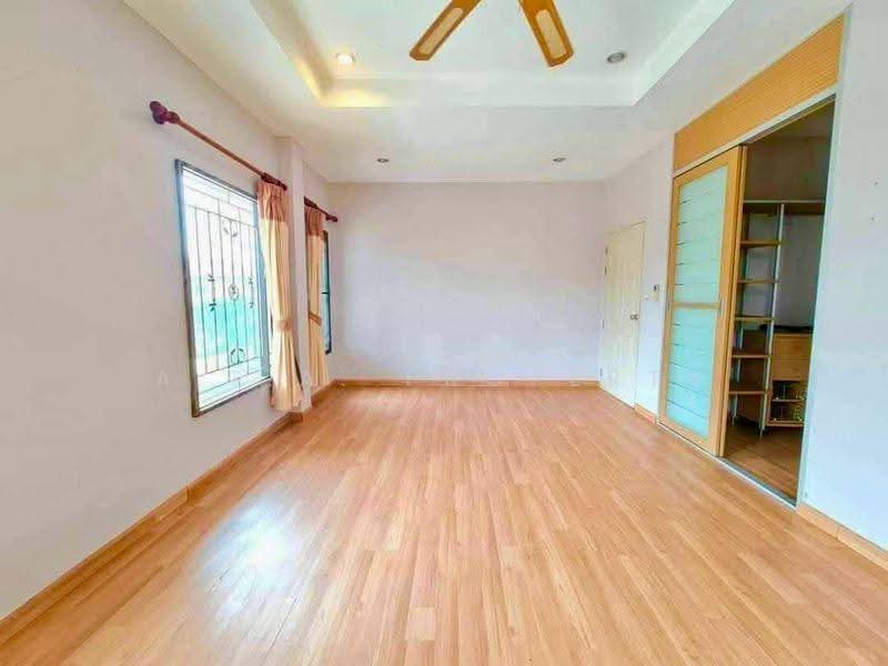 หมู่บ้านประวีณวรรณ ศรีราชา, Chon Buri (Pattaya), Surasak, Si Racha, Chon Buri (Pattaya), 3 Bedrooms, 200 sqm, Single Detached House For Rent, by A.T.A. Property, 500571700 - DDproperty.com