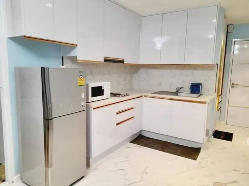 Villa Ratchatewi, Bangkok, 83 Phayathai Road, Thanon Phaya Thai, Ratchathewi, Bangkok, 1 Bedroom, 44 sqm, Condo For Sale, by Marcella Contini, 500571759 - DDproperty.com