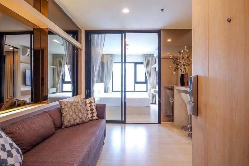 Life Asoke, Bangkok, Asoke-Dindang Road, Bang Kapi, Huai Khwang, Bangkok, 1 Bedroom, 35 sqm, Condo For Rent, by Pasupit Ditbanjong, 500571797 - DDproperty.com