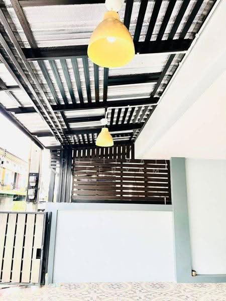 3-BR Townhouse, Chon Buri (Pattaya), Ban Bung, Chon Buri (Pattaya), 3 Bedrooms, 150 sqm, Townhouse For Sale, by Puttirat Kleebyam, 500571813 - DDproperty.com