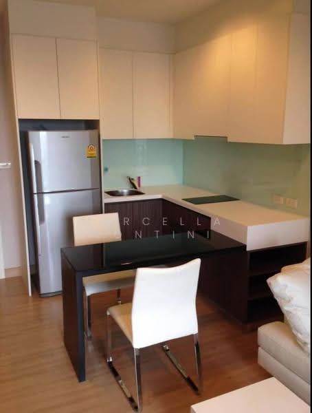 Urbano Absolute Sathon-Taksin, Bangkok, 345 Charoen Nakhon 14/2 Alley, Khlong Ton Sai, Khlong San, Bangkok, 1 Bedroom, 38 sqm, Condo For Rent, by Marcella Contini, 500571830 - DDproperty.com
