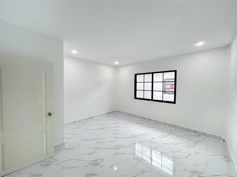 Air Villa Village, Pathum Thani, ถนนลำลูกกา, Khu Khot, Lam Luk Ka, Pathum Thani, 2 Bedrooms, 64 sqm, Townhouse For Sale, by พิมพ์นภัส ภูธนภัทร, 500571881 - DDproperty.com