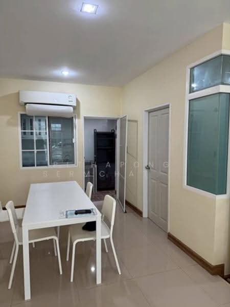 Golden Town Vibhavadi-Chaengwattana, Bangkok, Soi Chaengwattana 14, Thung Song Hong, Lak Si, Bangkok, 4 Bedrooms, 120 sqm, Townhouse For Rent, by Pithapong Sermchatcharoenkan, 500571895 - DDproperty.com