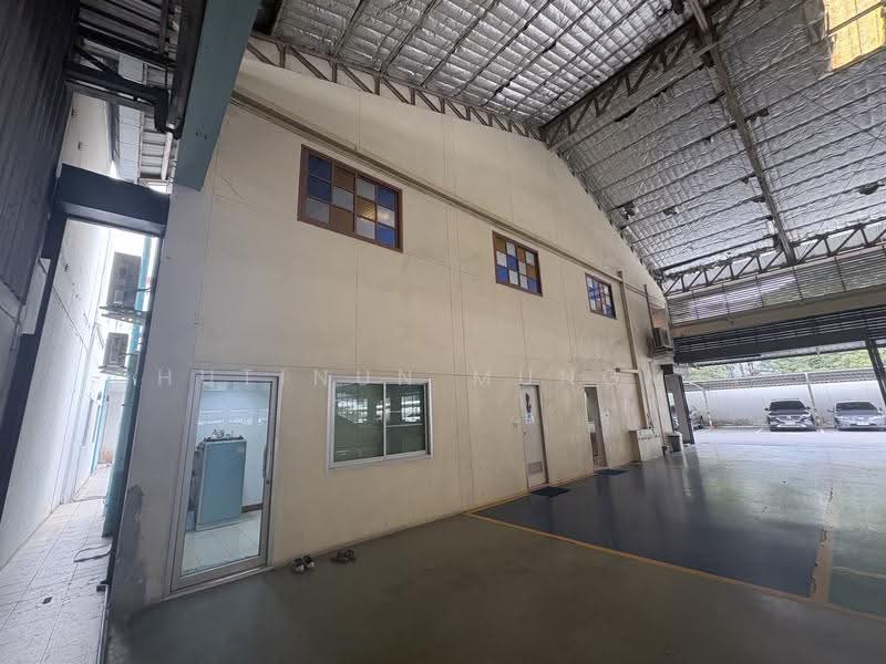 For Rent: Large Warehouse in Silom Ideal for Sport Club, Tennis Court, Pickle Ball, Bangkok, ประมวญ, Silom, Bang Rak, Bangkok, , 974 sqm, Warehouse/Factory For Rent, by Chutinun Mungmai, 500571903 - DDproperty.com