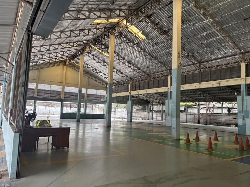ให้เช่าโกดังขนาดใหญ่ ใจกลางสีลม เหมาะทำ Sports Club, Tennis หรือ Pickleball, กรุงเทพ, ประมวญ, สีลม, บางรัก, กรุงเทพ, 974 ตร.ม., โกดัง-โรงงาน ให้เช่า, โดย Chutinun Mungmai, 500571903 - DDproperty.com