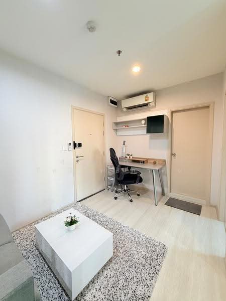 Life Pinklao, Bangkok, Boromarajonani Road, Bang Bamru, Bang Phlat, Bangkok, 1 Bedroom, 30 sqm, Condo For Sale, by ศริญาภัสร์ กิตติสิทธิ์ภาคิน, 500571911 - DDproperty.com