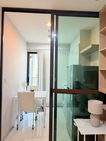 Life Pinklao, Bangkok, Boromarajonani Road, Bang Bamru, Bang Phlat, Bangkok, 1 Bedroom, 30 sqm, Condo For Sale, by ศริญาภัสร์ กิตติสิทธิ์ภาคิน, 500571911 - DDproperty.com