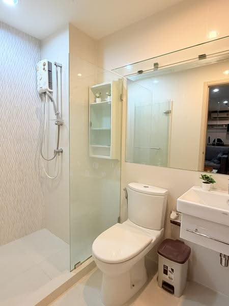 Life Pinklao, Bangkok, Boromarajonani Road, Bang Bamru, Bang Phlat, Bangkok, 1 Bedroom, 30 sqm, Condo For Sale, by ศริญาภัสร์ กิตติสิทธิ์ภาคิน, 500571911 - DDproperty.com