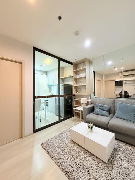 Life Pinklao, Bangkok, Boromarajonani Road, Bang Bamru, Bang Phlat, Bangkok, 1 Bedroom, 30 sqm, Condo For Sale, by ศริญาภัสร์ กิตติสิทธิ์ภาคิน, 500571911 - DDproperty.com