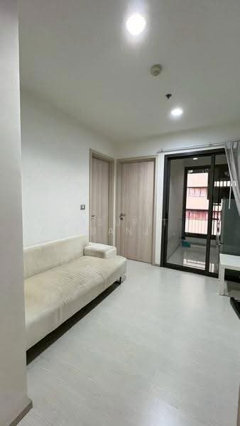 Rhythm Sukhumvit 42, Bangkok, Soi Sukhumvit 42, Sukhumvit Road, Phra Kanong, Khlong Toei, Bangkok, 1 Bedroom, 27 sqm, Condo For Rent, by Pasupit Ditbanjong, 500571912 - DDproperty.com
