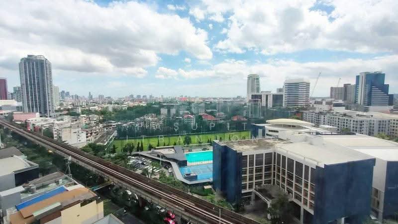 The Lofts Ekkamai, Bangkok, 1415 Sukhumvit Road, Phra Kanong Nua, Watthana, Bangkok, 1 Bedroom, 45 sqm, Condo For Rent, by Pasupit Ditbanjong, 500571913 - DDproperty.com