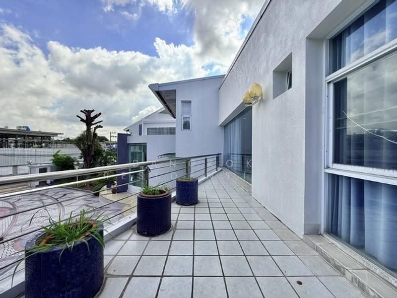 Panya Pattanakarn Village, Bangkok, Soi Phatthanakarn 30, Suan Luang, Bangkok, 5 Bedrooms, 1,000 sqm, Single Detached House For Rent, by Bangkok Residential, 500571922 - DDproperty.com