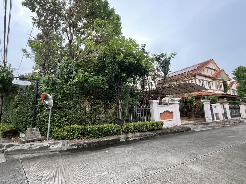 Laddarom Ekkamai-Ramintra, Bangkok, Kaset-Nawamin Road, Nuan Chan, Bueng Kum, Bangkok, 3 Bedrooms, 280 sqm, Single Detached House For Sale, by ทิพวรรณ (กั้ง) สุทธิวารี, 500571926 - DDproperty.com
