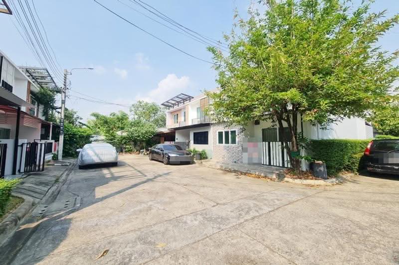Areeya The Colors Premium Lat Pla Khao, Bangkok, Chorake Bua, Lat Phrao, Bangkok, 4 Bedrooms, 110 sqm, Townhouse For Sale, by คุณเบล, 500571955 - DDproperty.com