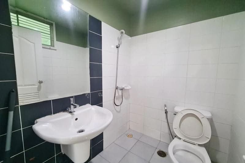 Areeya The Colors Premium Lat Pla Khao, Bangkok, Chorake Bua, Lat Phrao, Bangkok, 4 Bedrooms, 110 sqm, Townhouse For Sale, by คุณเบล, 500571955 - DDproperty.com