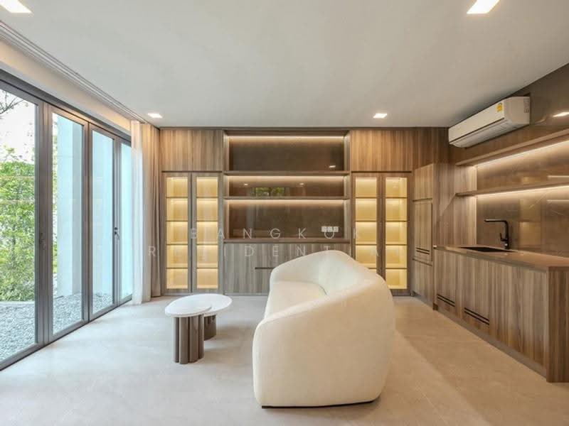 VIVE Krungthep Kreetha, Bangkok, Krungthep Kreetha Road, Saphan Sung, Bangkok, 4 Bedrooms, 421 sqm, Single Detached House For Rent, by Bangkok Residential, 500571972 - DDproperty.com
