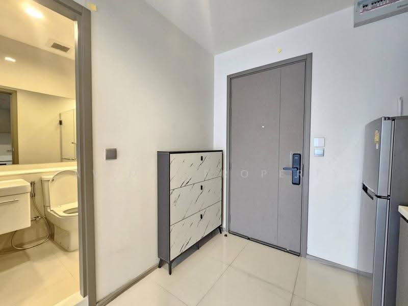 Life Asoke Hype, Bangkok, 339 Chaturathit Rd, Makkasan, Ratchathewi, Bangkok, 1 Bedroom, 33 sqm, Condo For Rent, by Caveman Property, 500571990 - DDproperty.com