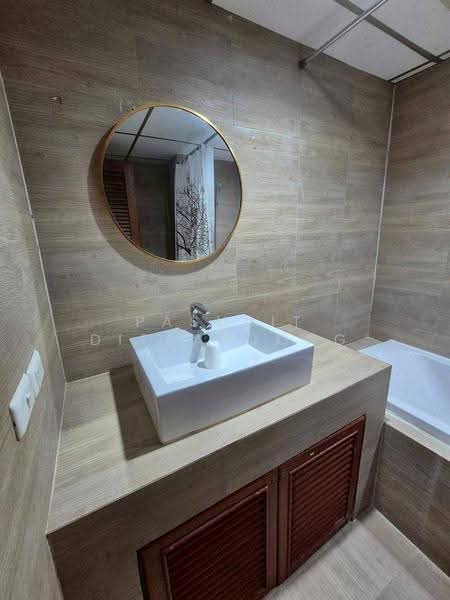 Sukhumvit Suite, Bangkok, 19 Soi Sukhumvit 13, Khlongtoei Nua, Watthana, Bangkok, 1 Bedroom, 70 sqm, Condo For Rent, by Pasupit Ditbanjong, 500572074 - DDproperty.com