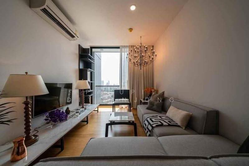Noble Revo Silom, Bangkok, 88 Soi Surasak Surasak Road, Silom, Bang Rak, Bangkok, 1 Bedroom, 55 sqm, Condo For Rent, by Pasupit Ditbanjong, 500572101 - DDproperty.com