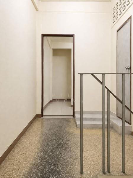 Space for Rent 3-6th Floor 0 m. to BTS Phrom Phong, Bangkok, BTS พร้อมพงษ์, Khlong Toei, Bangkok, , 225 sqm, Shophouse For Rent, by Chutinun Mungmai, 500572110 - DDproperty.com