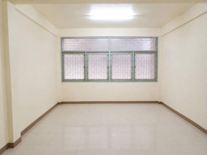 Space for Rent 3-6th Floor 0 m. to BTS Phrom Phong, Bangkok, BTS พร้อมพงษ์, Khlong Toei, Bangkok, , 225 sqm, Shophouse For Rent, by Chutinun Mungmai, 500572110 - DDproperty.com