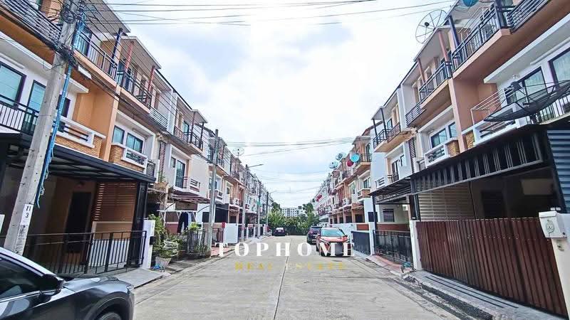 ขายด่วน! ทาวน์โฮม 3 ชั้น TIME HOME หัวหมาก 21, Bangkok, Hua Mak, Bang Kapi, Bangkok, 3 Bedrooms, 200 sqm, Townhouse For Sale, by คุณเเอพ, 500572140 - DDproperty.com