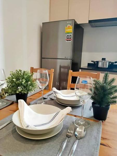 Noble Revolve Ratchada 2, Bangkok, 70 Soi Ratchadaphisek 10, Ratchadaphisek Road, Huai Khwang, Bangkok, 2 Bedrooms, 62 sqm, Condo For Rent, by Kawinthip Wisesdenchai, 500572142 - DDproperty.com
