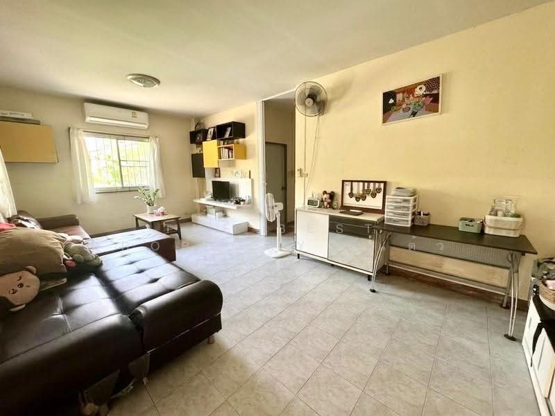 หมู่บ้านแกรนด์ชลเลคแอนด์การ์เด้น ชลบุรี, chon-buri, Ban Suan, Muang Chon Buri, Chon Buri (Pattaya), 4 Bedrooms, 150 sqm, Townhouse For Sale, by The Best Property แต้ว, 500572152 - DDproperty.com