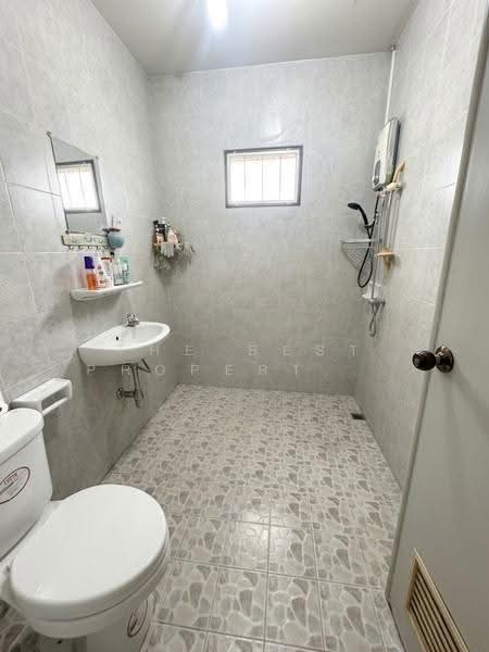 หมู่บ้านแกรนด์ชลเลคแอนด์การ์เด้น ชลบุรี, chon-buri, Ban Suan, Muang Chon Buri, Chon Buri (Pattaya), 4 Bedrooms, 150 sqm, Townhouse For Sale, by The Best Property แต้ว, 500572152 - DDproperty.com