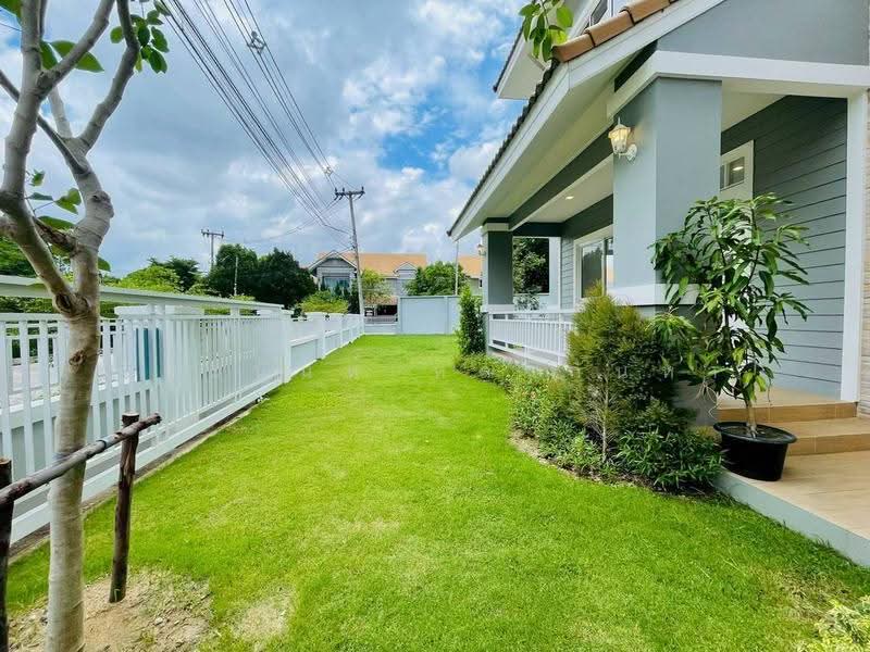 For Sale: American Country Style Home with Expansive Garden,Mae Kuang,Chiang Mai, Chiang Mai, San Pu Loei, Doi Saket, Chiang Mai, 4 Bedrooms, 341 sqm, Single Detached House For Sale, by จีระนันท์ หล้ากันหา, 500572167 - DDproperty.com