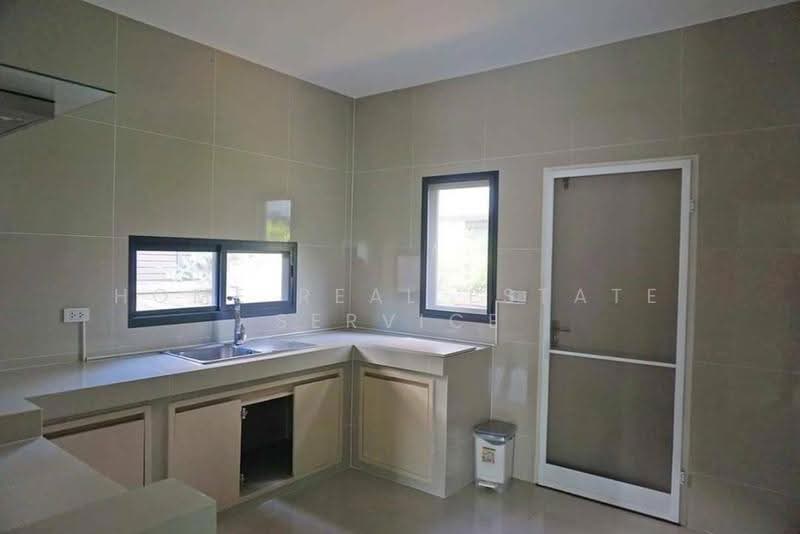 Burasiri Wongwaen-On Nut, Samut Prakan, Soi Kanchanaphisek 39, Kanchanaphisek Road, Rachathewa, Bang Plee, Samut Prakan, 4 Bedrooms, 185 sqm, Single Detached House For Sale, by HOME Real Estate Service, 500572219 - DDproperty.com