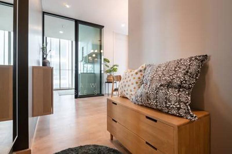 Noble Recole, Bangkok, 77 Soi Sukhumvit 19 Sukhumvit Road, Khlongtoei Nua, Watthana, Bangkok, 2 Bedrooms, 62 sqm, Condo For Rent, by Kawinthip Wisesdenchai, 500572220 - DDproperty.com