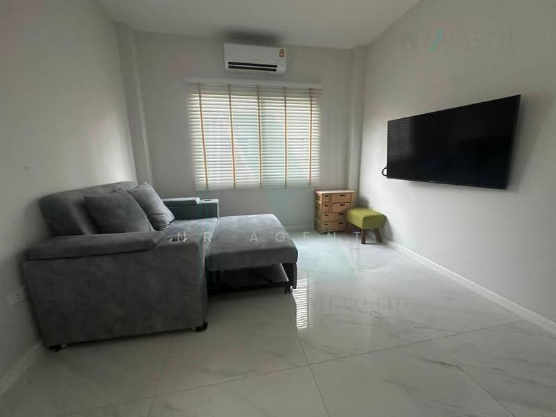 Laddarom Chatuchot 15, Bangkok, Soi Chatuchot 15, O-Ngoen, Sai Mai, Bangkok, 4 Bedrooms, 240 sqm, Single Detached House For Rent, by NR AGENT, 500572229 - DDproperty.com